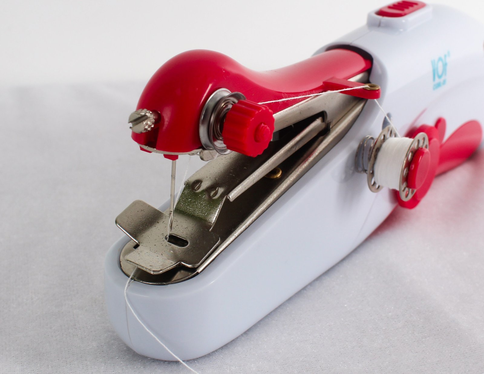 Mini Handheld Sewing Machine - ছোট হ্যান্ড সেলাই মেশিন | VOF CGML-05 - Image 5